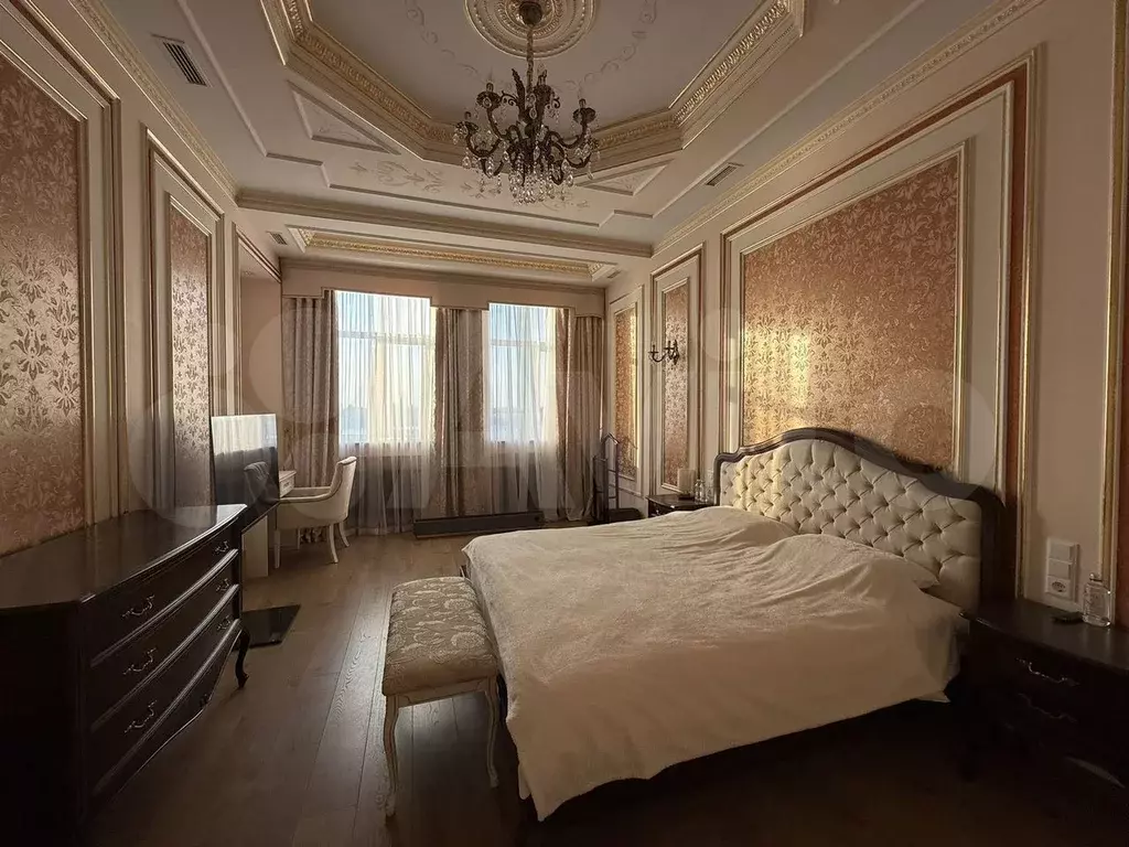 2-к. квартира, 100 м, 4/4 эт. - Фото 0