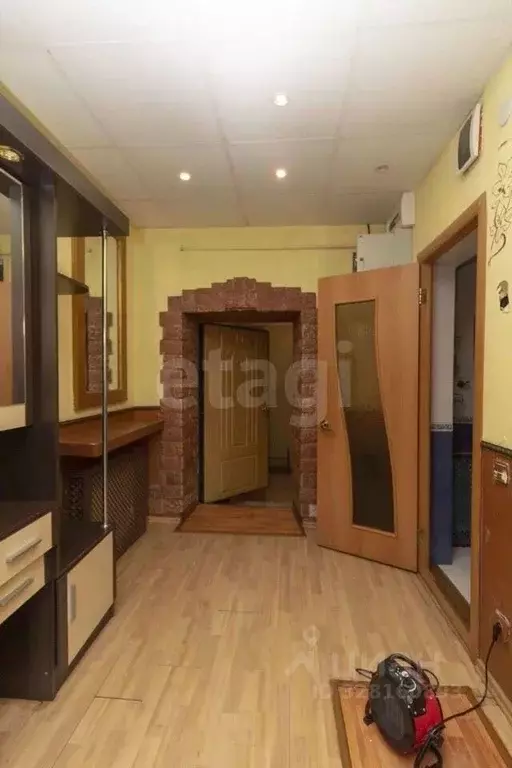 Дом в Тюменская область, Тюмень ул. Пархоменко (257 м) - Фото 1