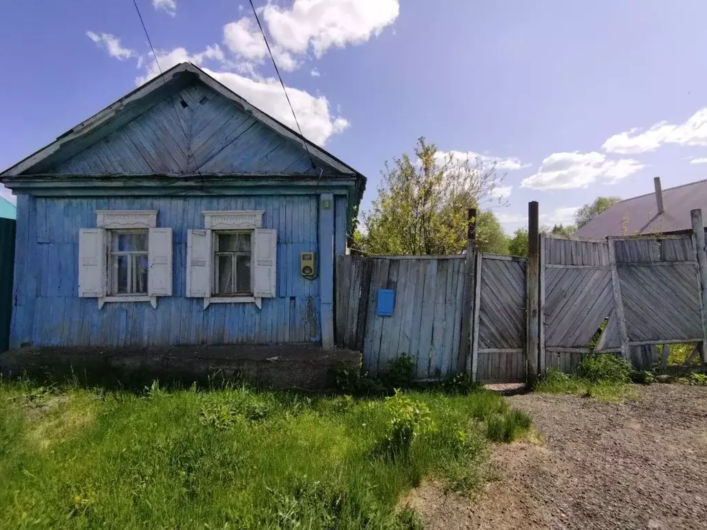 Дом в Оренбургская область, с. Шарлык пер. Гагарина (35.5 м), Купить дом  Шарлык, Шарлыкский район, ID объекта - 50012364638