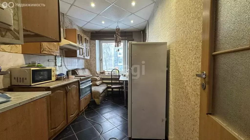 2-комнатная квартира: Ирбит, Советская улица, 59 (50 м) - Фото 1