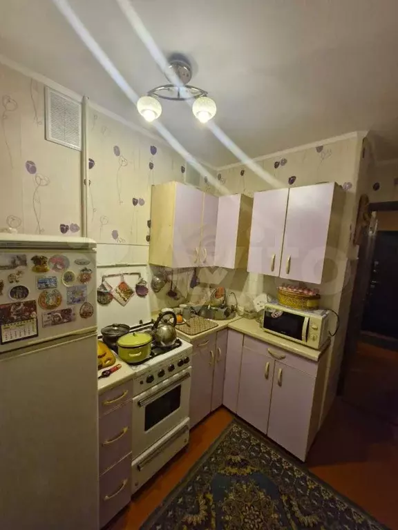 4-к. квартира, 60 м, 4/5 эт. - Фото 0