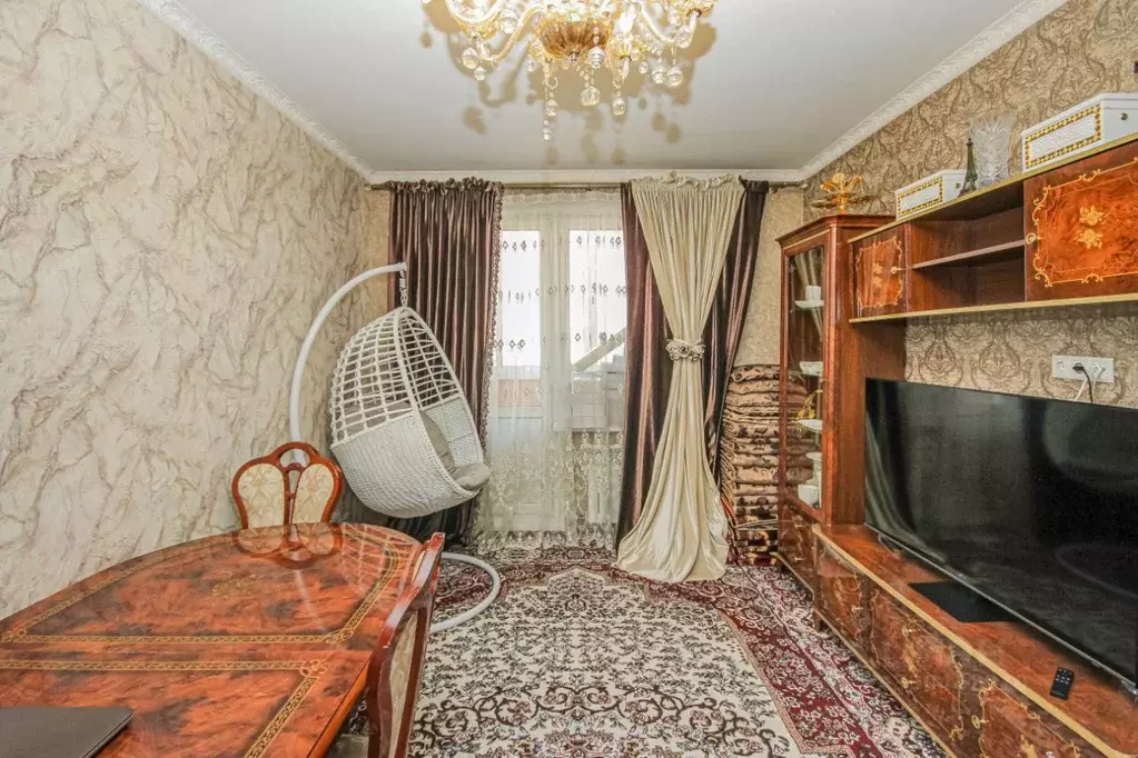 3-к кв. Бурятия, Улан-Удэ ул. Боевая, 7В (76.8 м) - Фото 1