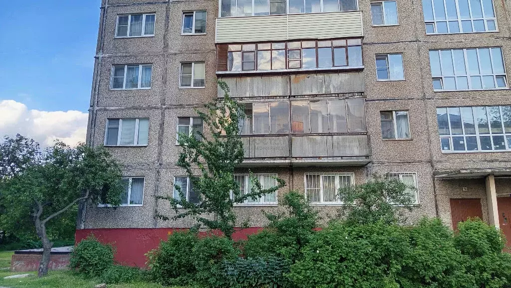 Продается 4-комнатная квартира - Фото 1