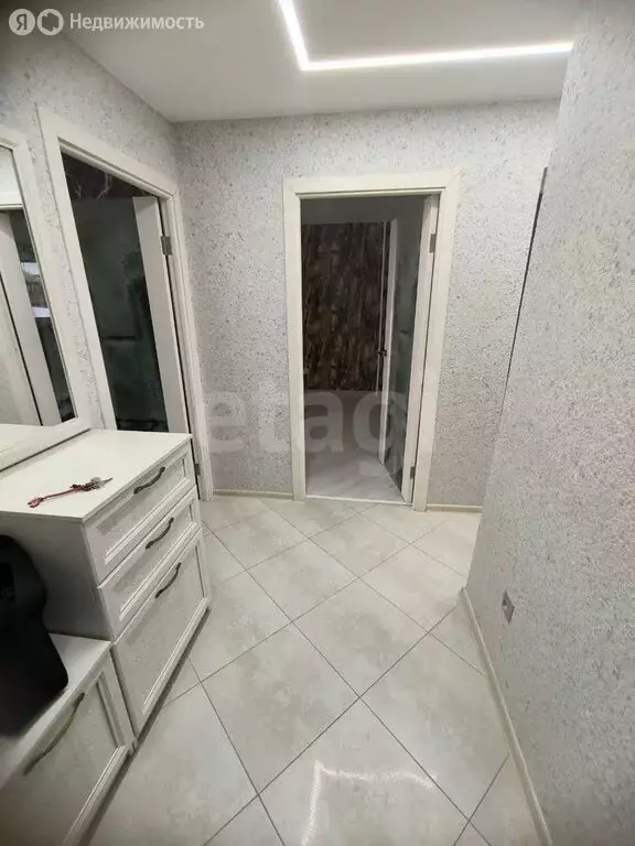 3-комнатная квартира: Богородицк, микрорайон Западный, 16 (61.7 м) - Фото 2