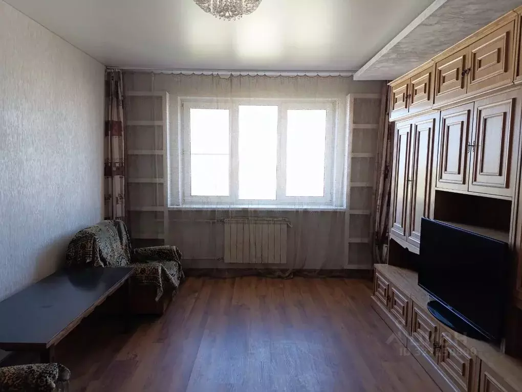 3-к кв. Волгоградская область, Волгоград Пролетарская ул., 17 (64.7 м) - Фото 1