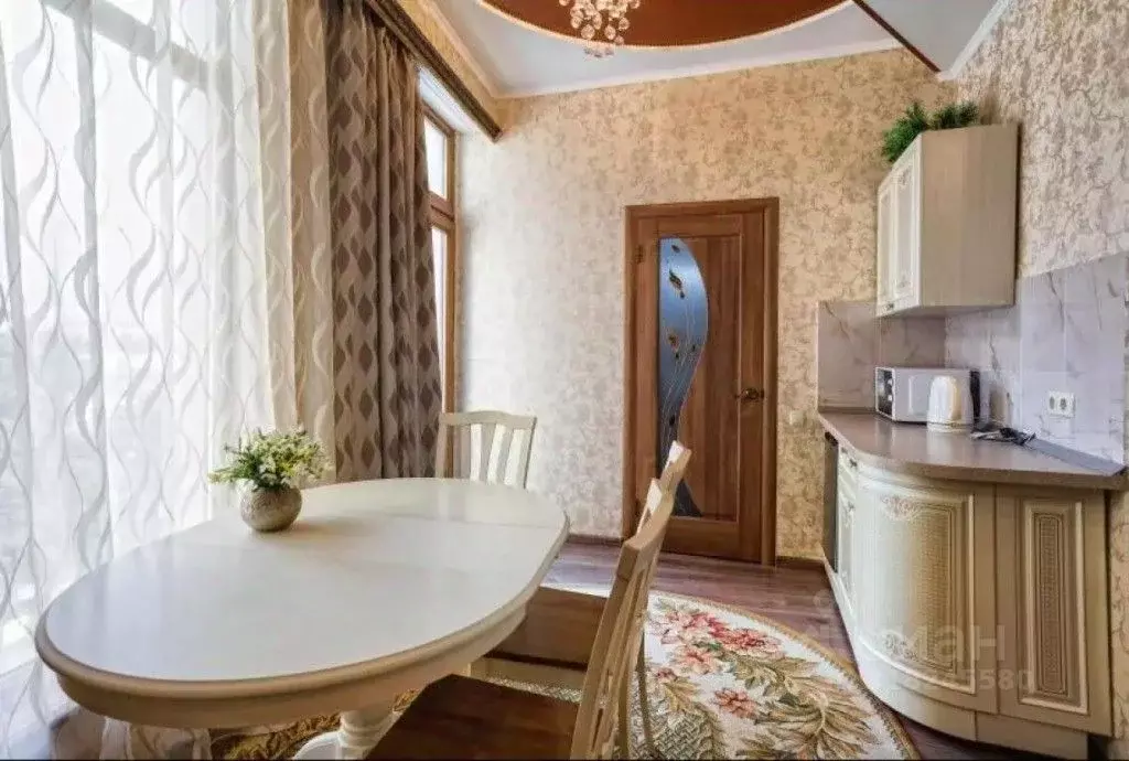 1-к кв. Крым, Ялта ул. Боткинская, 2В (30.0 м) - Фото 1
