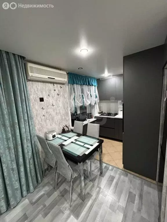 3-комнатная квартира: Таганрог, улица Менделеева, 10 (61.9 м) - Фото 1