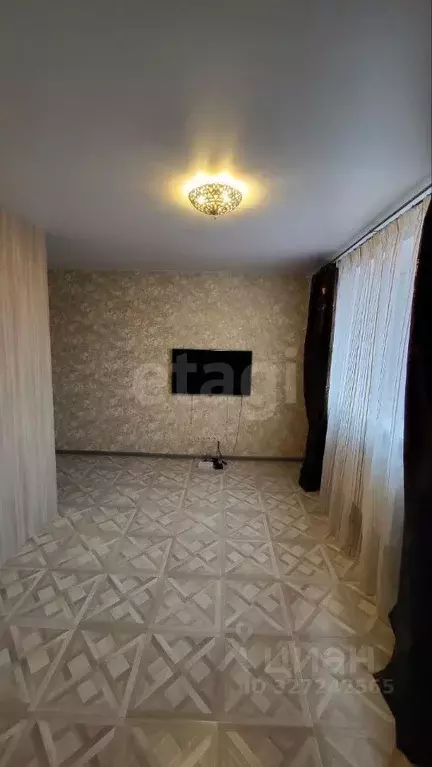 2-к кв. Ямало-Ненецкий АО, Губкинский 16-й мкр, 20 (59.0 м) - Фото 1