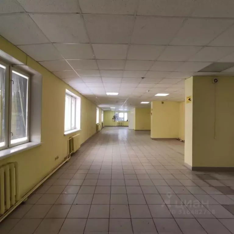 Помещение свободного назначения в Саратовская область, Саратов ул. ... - Фото 2