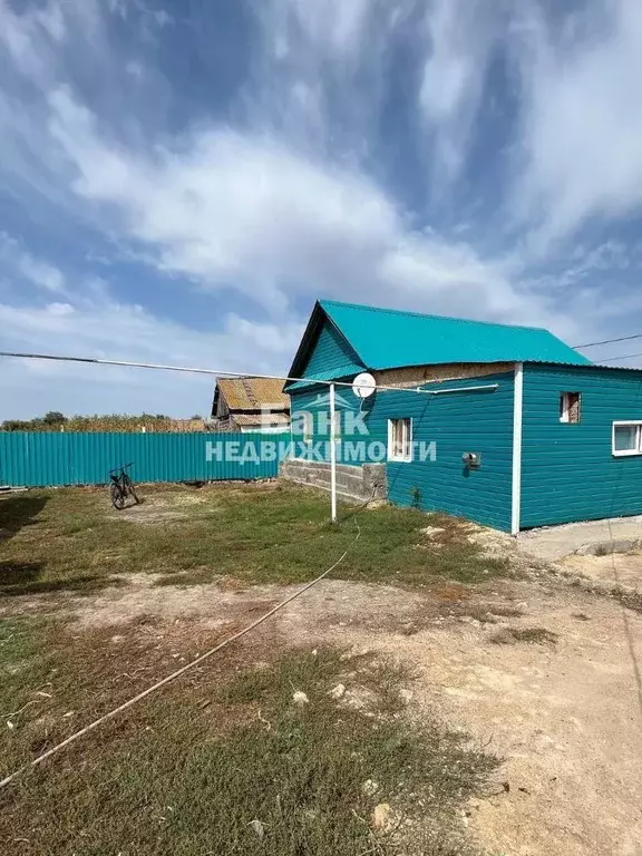 Дом в Саратовская область, Балаковский район, с. Николевка ул. Кирова, ... - Фото 2