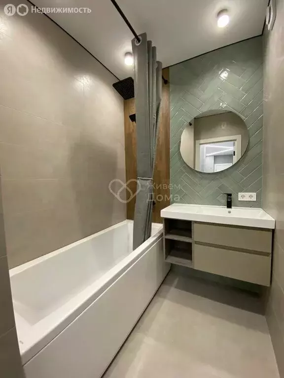 2-комнатная квартира: Волгоград, улица имени Клементины Черчилль, 5 ... - Фото 1