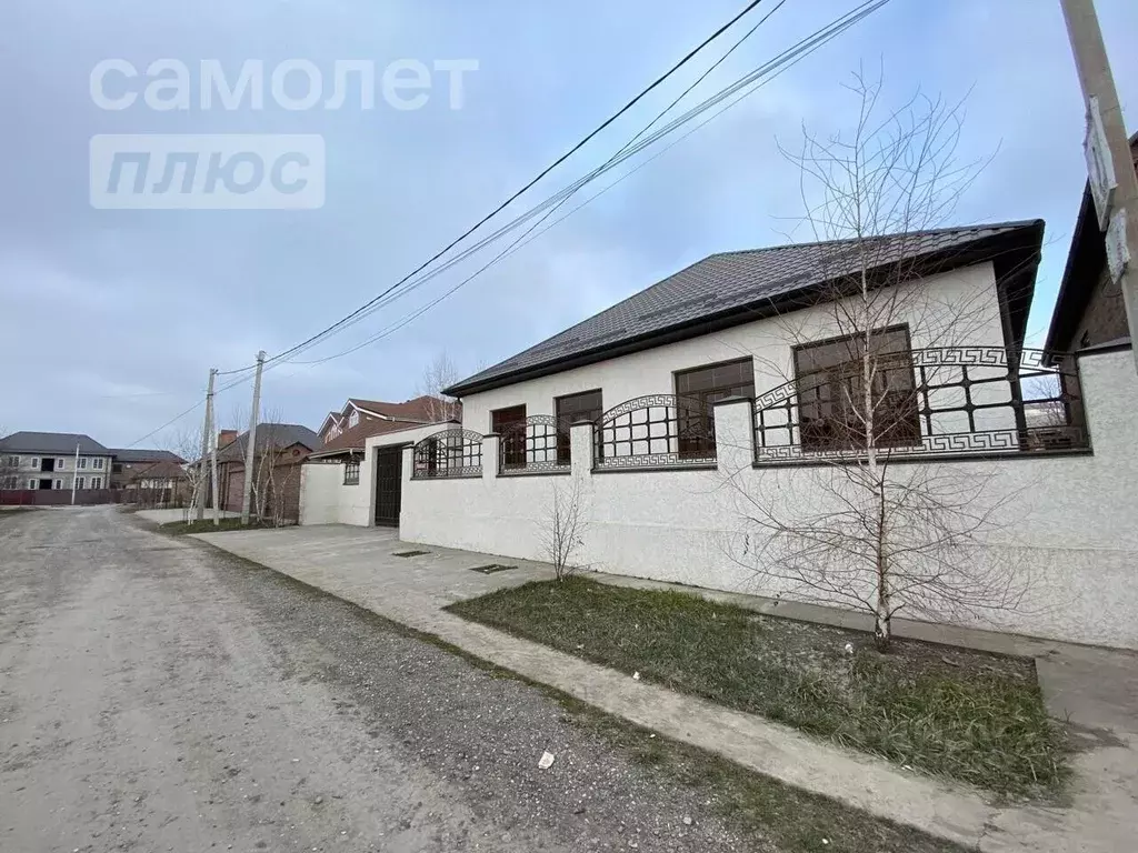 Дом в Чеченская республика, Грозный ул. Рябиновая, 5 (221 м) - Фото 0