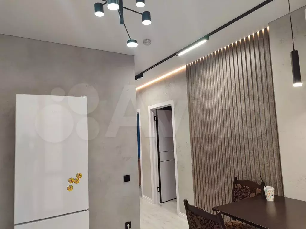 2-к. квартира, 55 м, 1/11 эт. - Фото 1