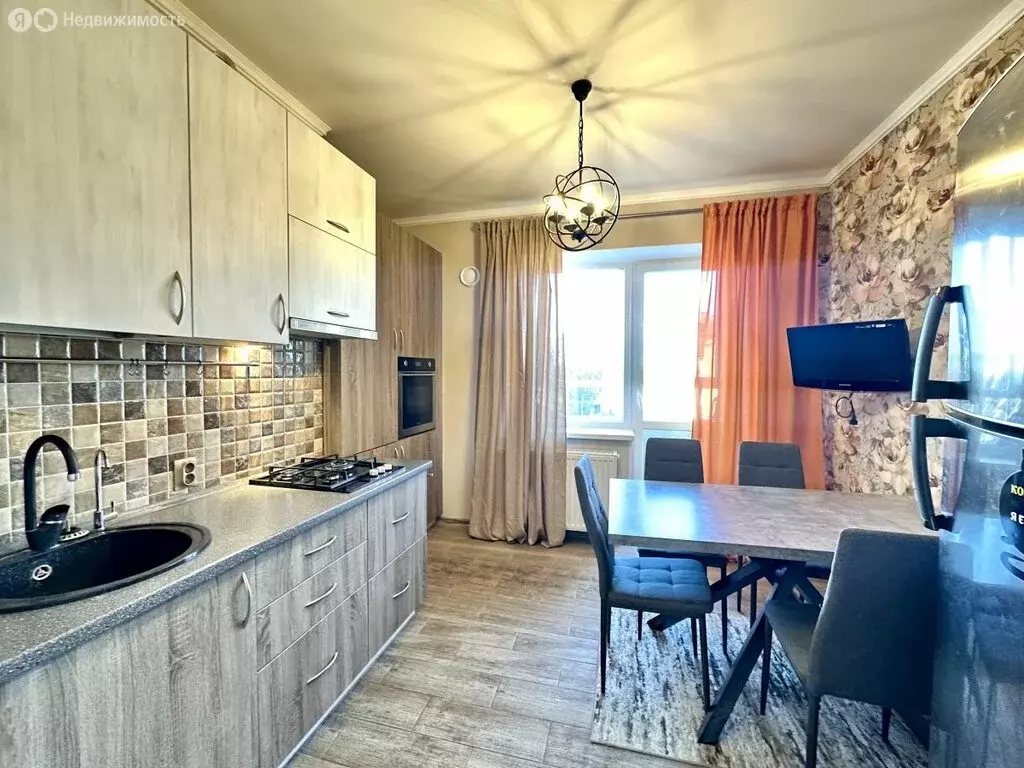 2-комнатная квартира: Зеленоградск, Балтийский проезд, 2 (53 м) - Фото 1