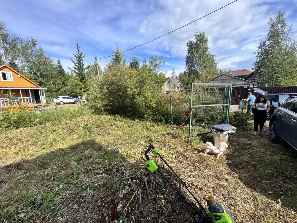 Дом в Ленинградская область, Выборгский район, Рощинское городское ... - Фото 1