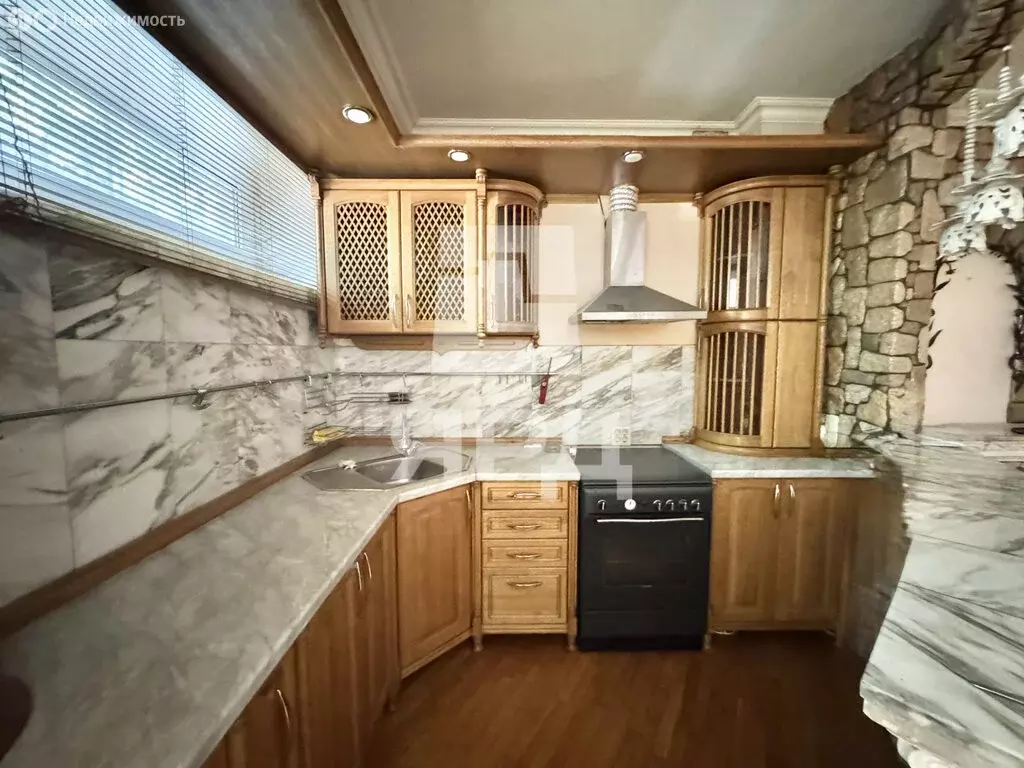 2-комнатная квартира: Таганрог, улица Яблочкина, 10 (72 м) - Фото 0