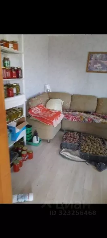 Дом в Саха (Якутия), Якутск ул. Есенина (30 м) - Фото 2