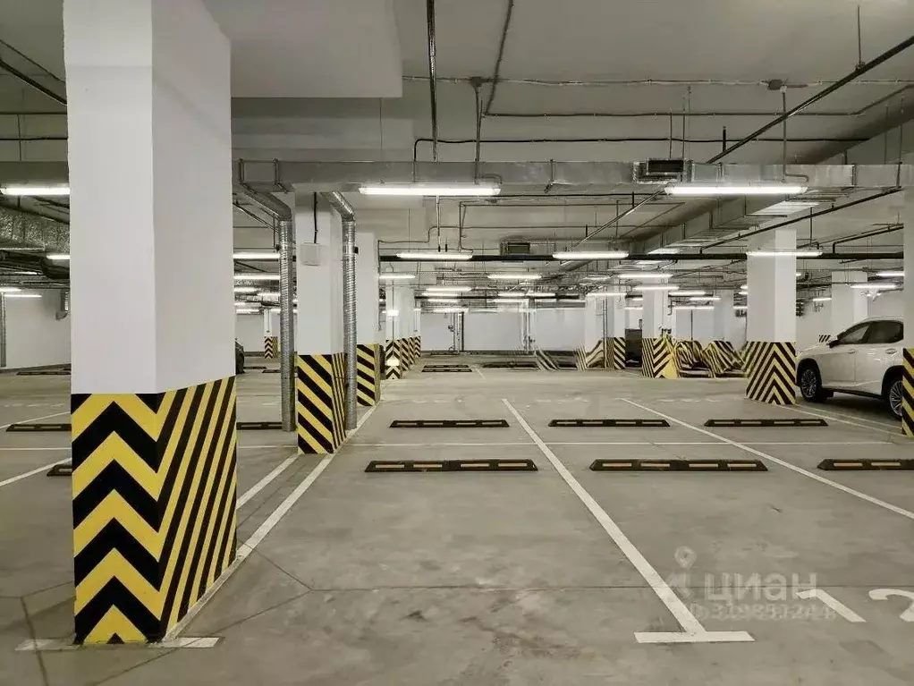 Гараж в Москва ул. Саларьевская, 14к3 (14 м) - Фото 2