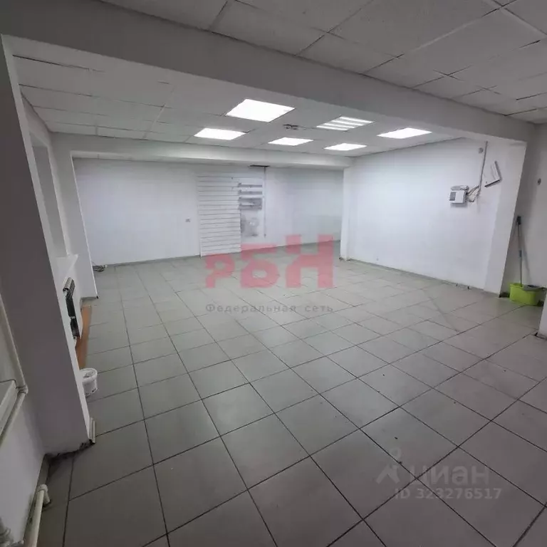 Помещение свободного назначения в Омская область, Омск просп. ... - Фото 2