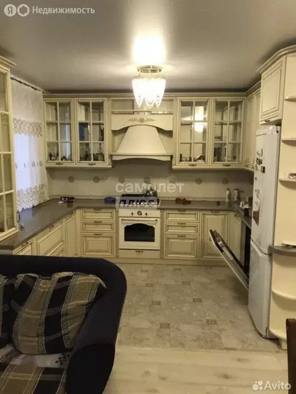 3-комнатная квартира: Нижнекамск, Южная улица, 6 (87.7 м) - Фото 0