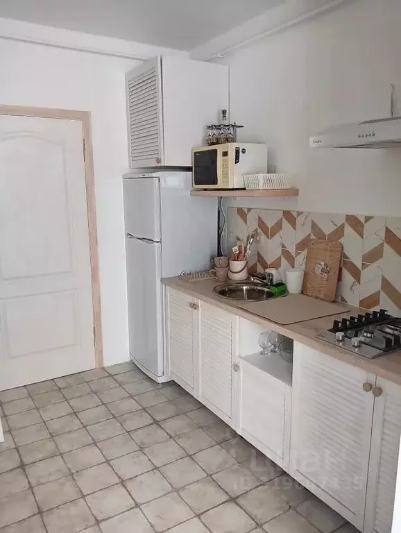 Дом в Ростовская область, Таганрог Кузнечная ул., 1 (34 м) - Фото 1