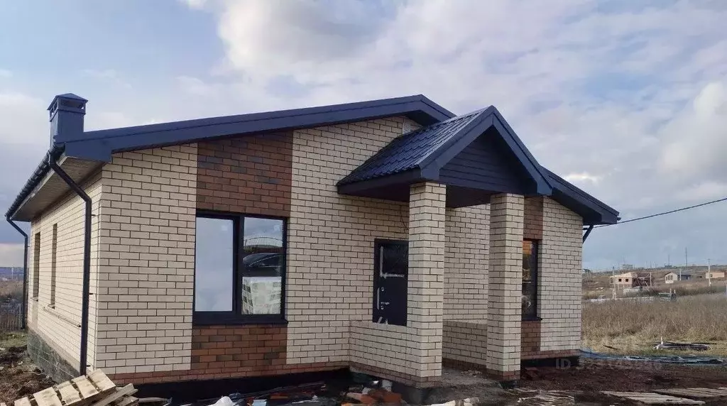 Дом в Татарстан, Высокогорский район, с. Усады, Удачный кп ул. ... - Фото 1