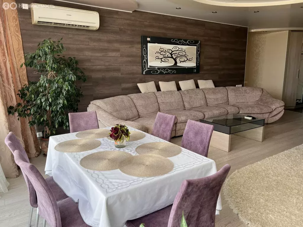 4-комнатная квартира: Энгельс, улица Тельмана, 6Д (148 м) - Фото 0