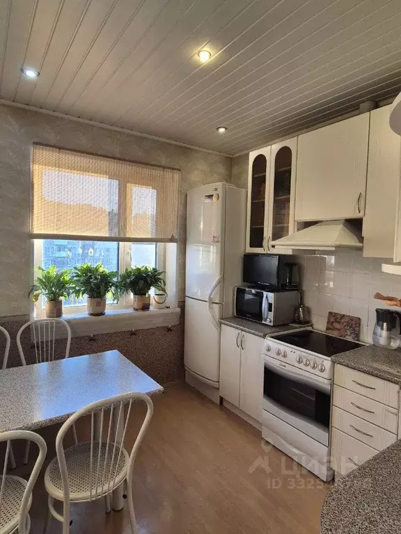 3-к кв. Мурманская область, Мурманск просп. Кирова, 37 (103.6 м) - Фото 1