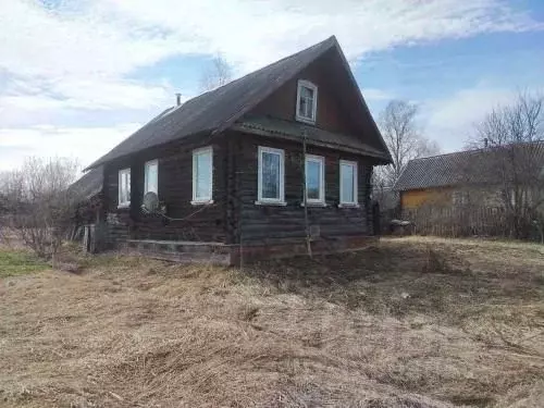 Дом в Тверская область, Максатихинский муниципальный округ, пос. ... - Фото 1