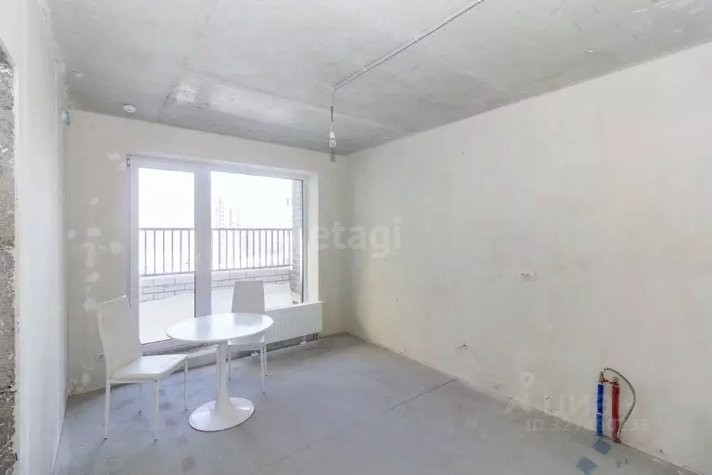 1-к кв. Тюменская область, Тюмень ул. Новоселов, 90 (34.0 м) - Фото 2