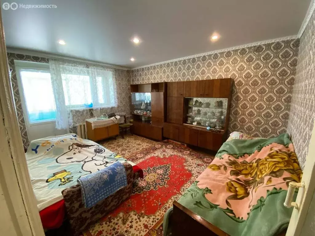 2-комнатная квартира: Красная Горбатка, Красноармейская улица, 35 ... - Фото 0