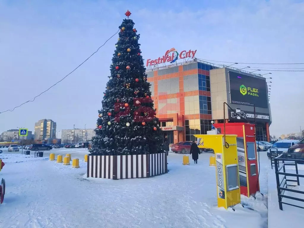 Помещение свободного назначения в Омская область, Омск ул. 70 лет ... - Фото 1
