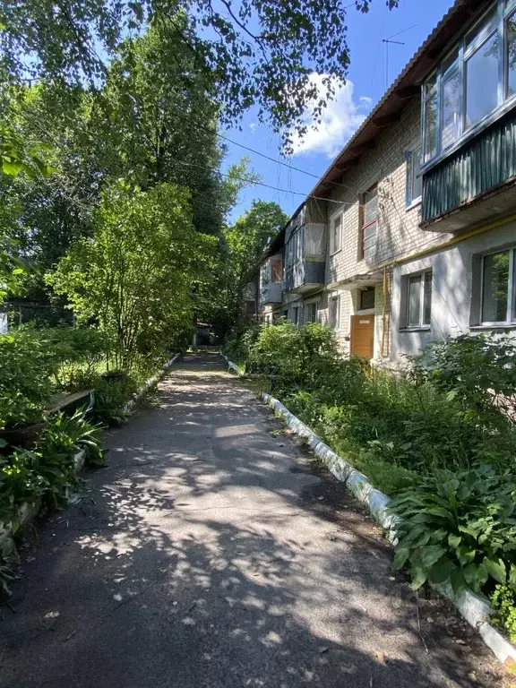 2-к кв. Брянская область, Брянск ул. 2-я Аллея, 29 (43.5 м) - Фото 0