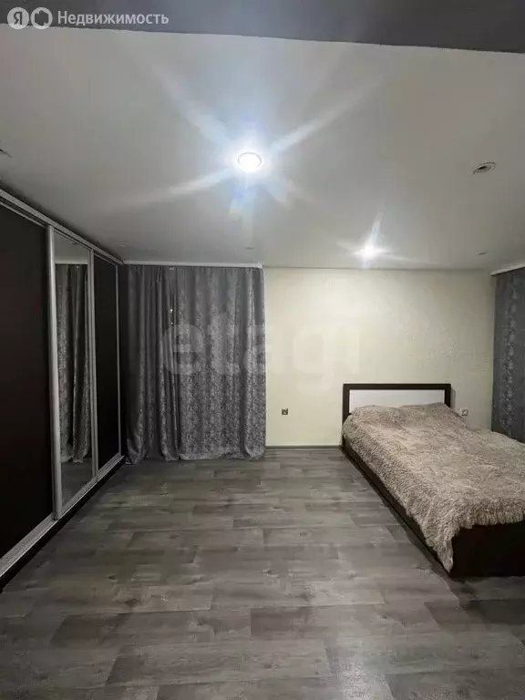 1-комнатная квартира: Тюмень, проезд Геологоразведчиков, 43 (33 м) - Фото 1