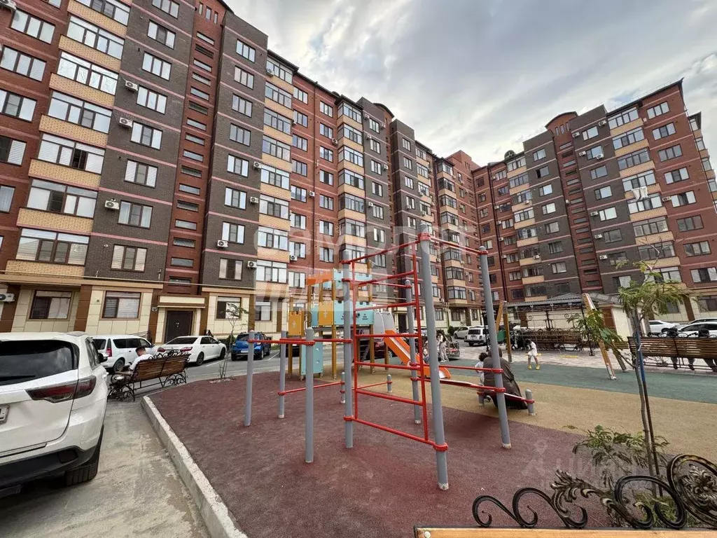 2-к кв. Дагестан, Дербент Приморская ул., 42к1 (70.7 м) - Фото 1