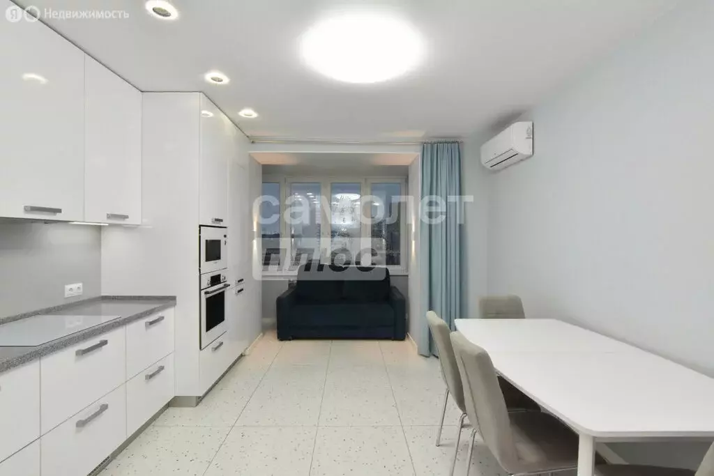 3-комнатная квартира: Киров, Ульяновская улица, 30 (81.4 м) - Фото 1