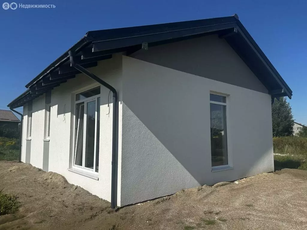 Дом в посёлок Константиновка, улица имени Александры Голубевой (70 м) - Фото 1