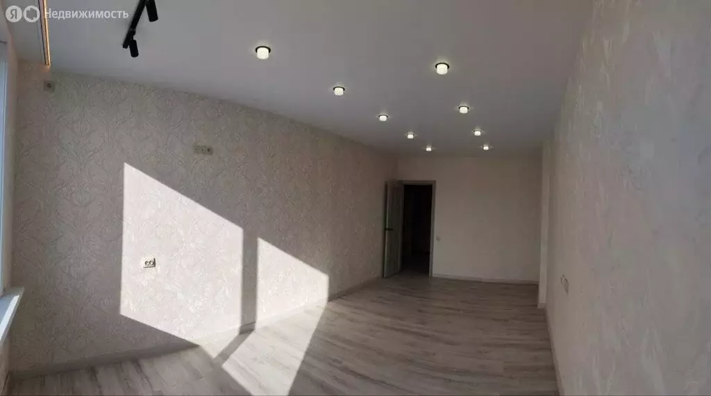 1-комнатная квартира: Артём, улица Горького, 2А (45.6 м) - Фото 2