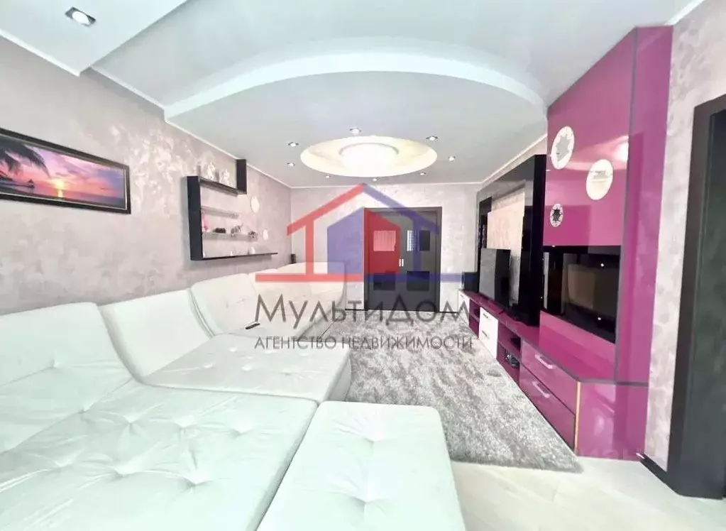 3-к кв. Белгородская область, Старый Оскол Степной мкр, 10 (100.0 м) - Фото 1