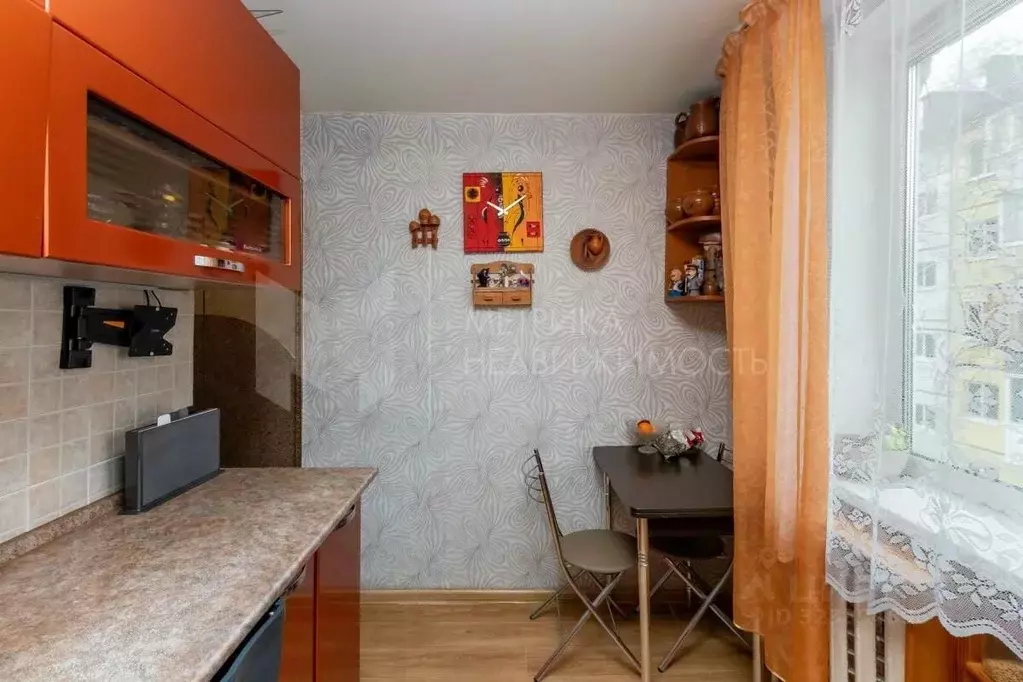 3-к кв. Тюменская область, Тюмень Одесская ул., 24А (64.0 м) - Фото 2