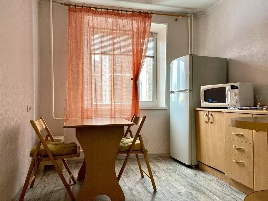 2-к кв. Хакасия, Абакан ул. Чертыгашева, 144 (54.3 м) - Фото 1