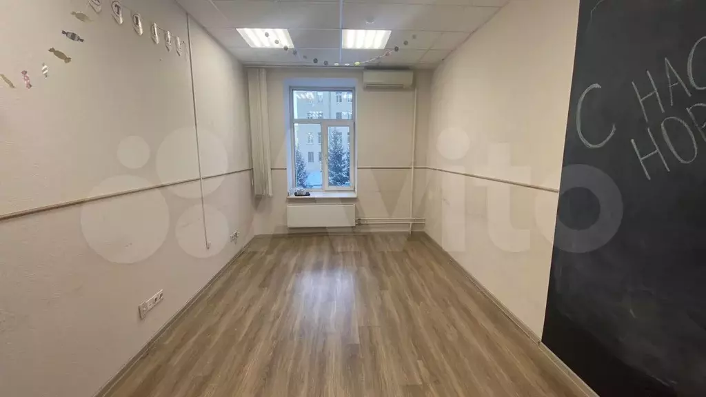 Аренда офиса 60 кв.метров, 4 этаж - Фото 1