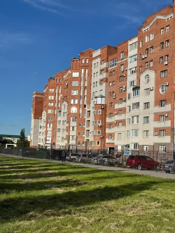 3-к кв. Омская область, Омск ул. 25 лет Октября, 13 (95.6 м) - Фото 2