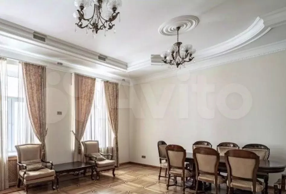 3-к. квартира, 150 м, 3/6 эт. - Фото 1