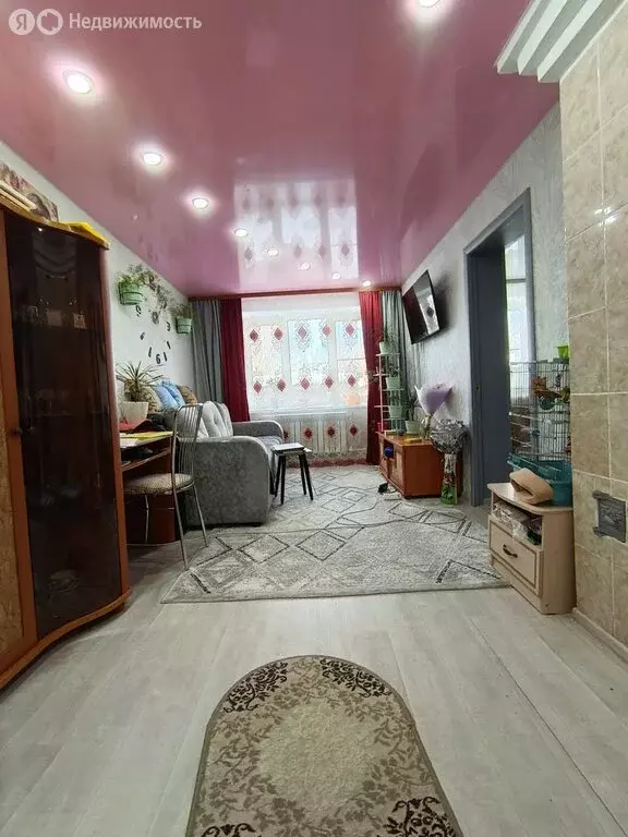 3-комнатная квартира: Туринск, улица Чапаева, 10 (49.5 м) - Фото 2