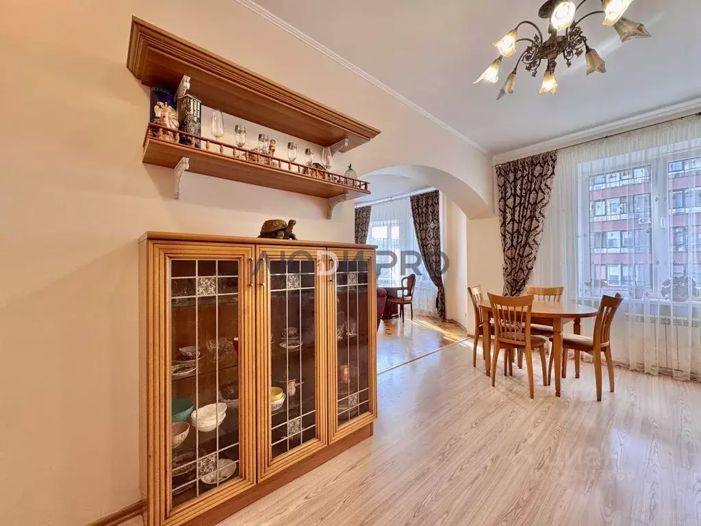 3-к кв. Алтайский край, Барнаул Комсомольский просп., 40 (151.2 м) - Фото 1