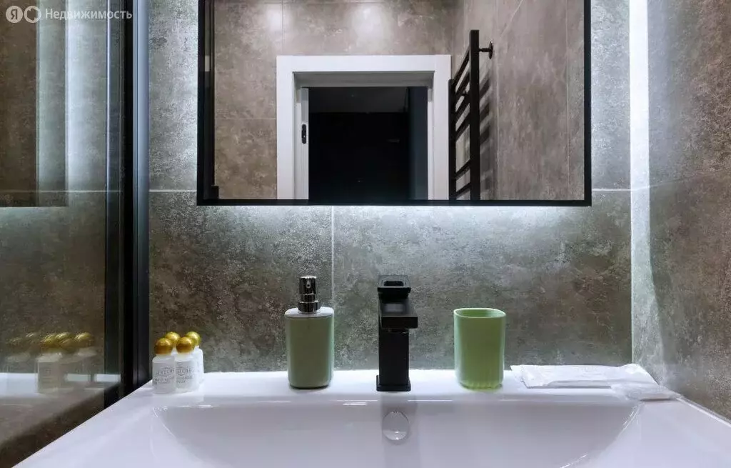 1-комнатная квартира: Краснодар, улица имени Героя Ростовского, 8 (38 ... - Фото 0