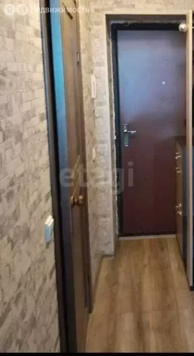 1-комнатная квартира: Калининград, улица Дзержинского, 165 (24 м) - Фото 2