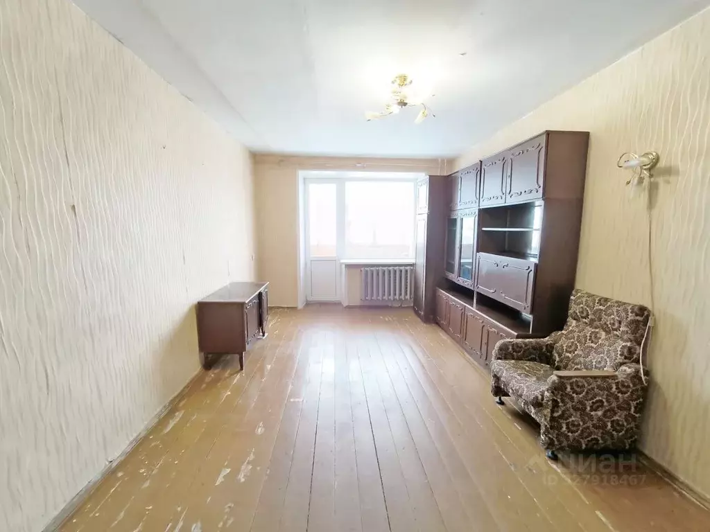 2-к кв. Кировская область, Киров Октябрьская ул., 28 (45.6 м) - Фото 2