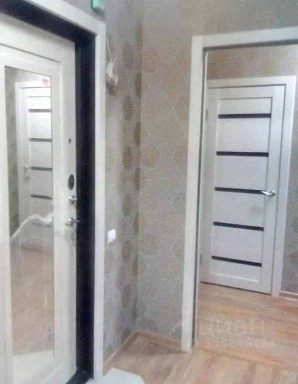 1-к кв. Белгородская область, Старый Оскол Макаренко мкр, 33А (39.5 м) - Фото 1